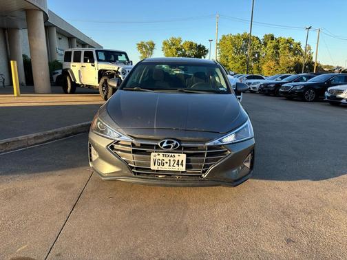 2019 Hyundai ELANTRA Limited