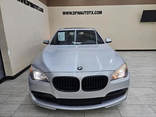 2012 BMW 750 i xDrive