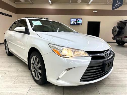 2017 Toyota Camry XLE