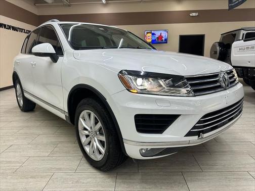 2015 Volkswagen Touareg V6 Sport