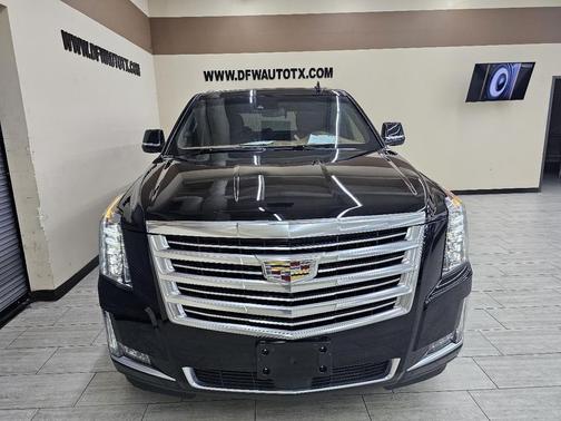 2017 Cadillac Escalade Platinum