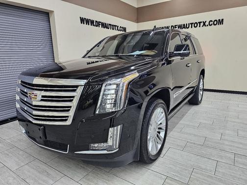 2017 Cadillac Escalade Platinum