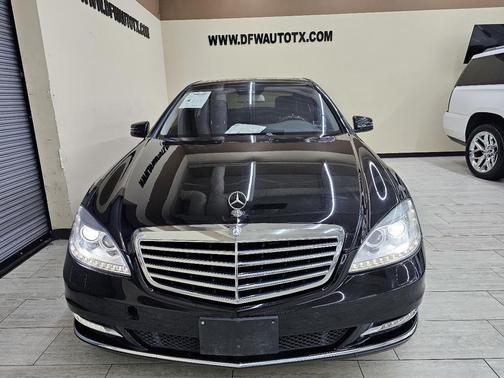 2013 Mercedes-Benz S-Class S550