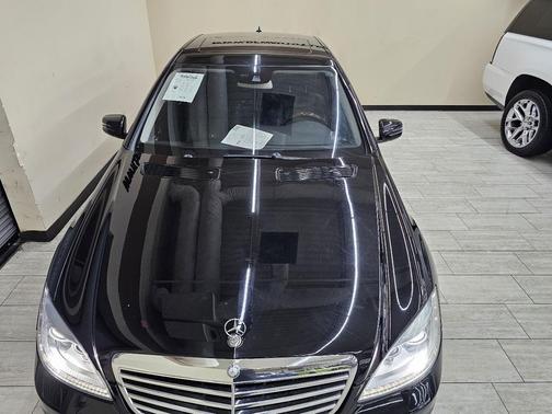 2013 Mercedes-Benz S-Class S550