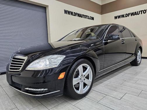 2013 Mercedes-Benz S-Class S550