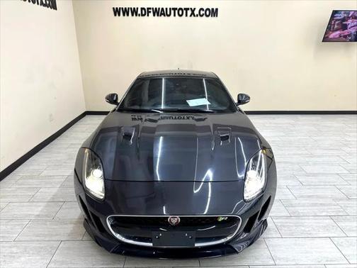2016 Jaguar F-TYPE R