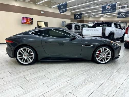 2016 Jaguar F-TYPE R