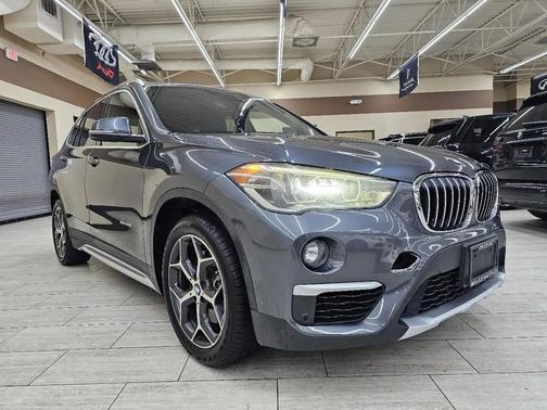 Mineral Gray Metallic 2017 BMW X1 xDrive 28i