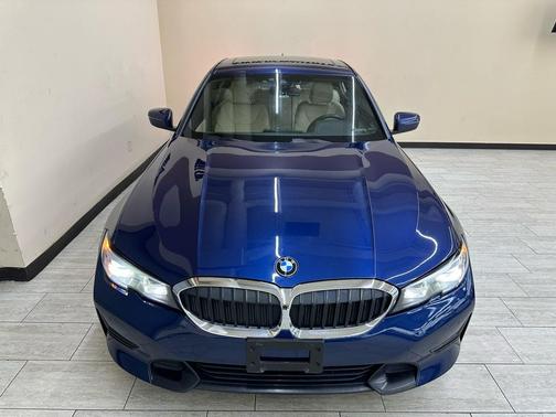 2019 BMW 330 xDrive