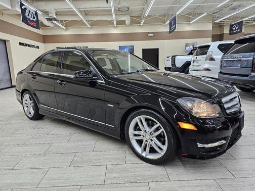 2012 Mercedes-Benz C-Class C250 Luxury Sedan