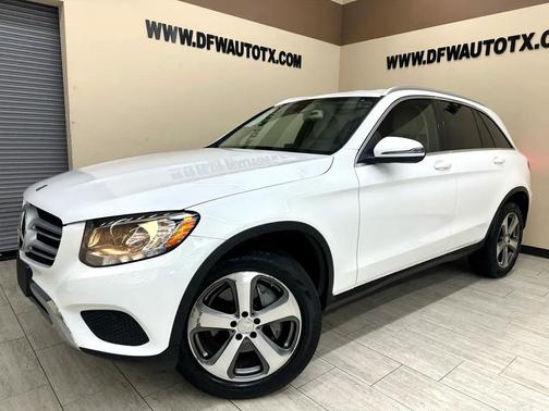 2017 Mercedes-Benz GLC 300 Base