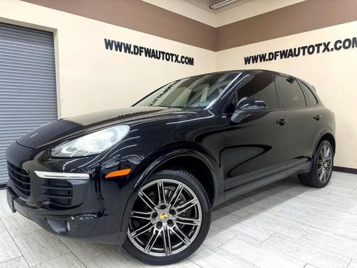 2018 Porsche Cayenne Platinum Edition