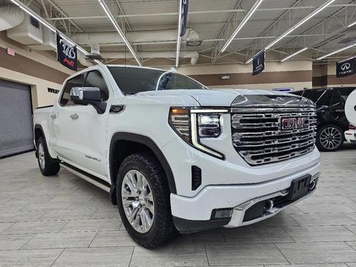 Summit White 2023 GMC Sierra 1500 Denali