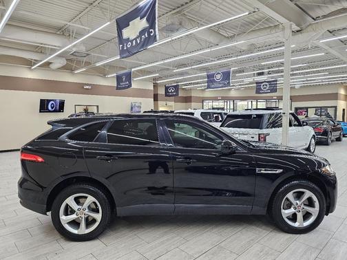 2017 Jaguar F-PACE 35t Premium
