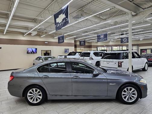 2016 BMW 528 528i