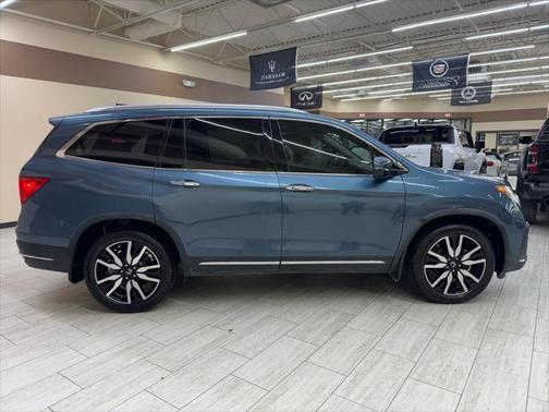 2020 Honda Pilot Touring 8-Passenger