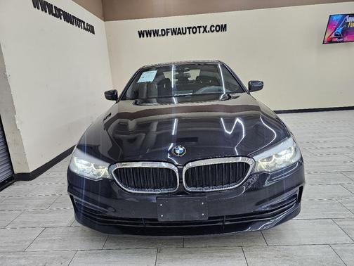 2018 BMW 530 530i