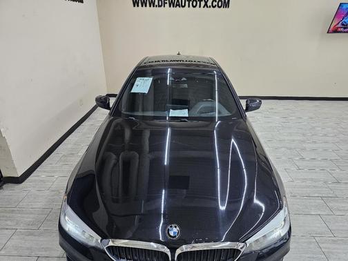 2018 BMW 530 530i