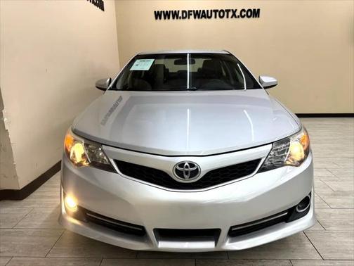 2014 Toyota Camry SE Sport