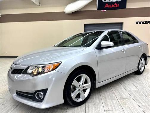 2014 Toyota Camry SE Sport