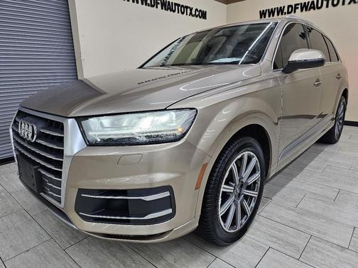 2019 Audi Q7 55 Premium Plus