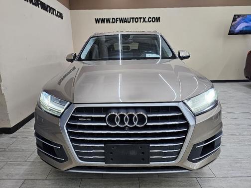 2019 Audi Q7 55 Premium Plus