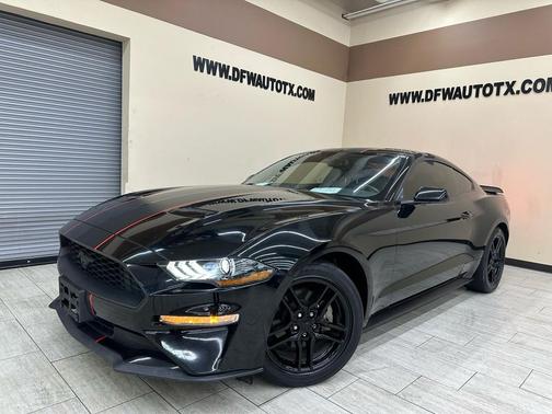 2020 Ford Mustang EcoBoost