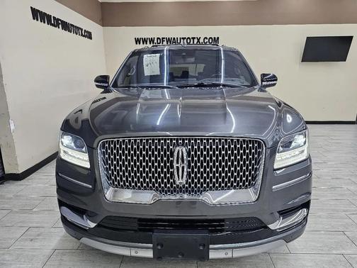 Magnetic Gray Metallic 2018 Lincoln Navigator Select