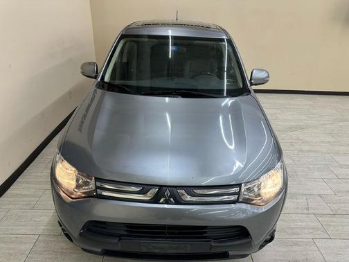 2014 Mitsubishi Outlander SE