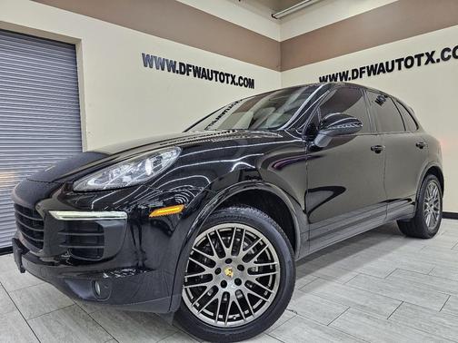 2018 Porsche Cayenne Platinum Edition