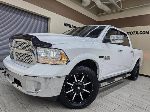 2017 RAM 1500 Laramie