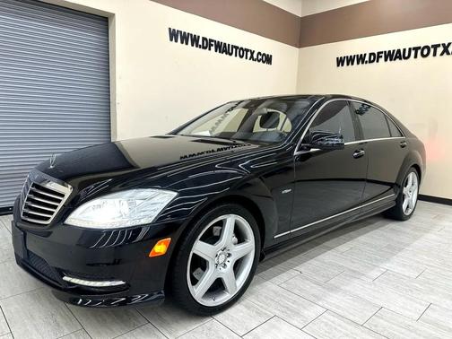 2012 Mercedes-Benz S-Class S550
