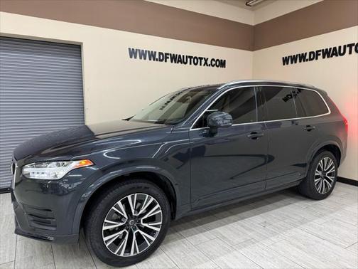 2021 Volvo XC90 T6 Momentum