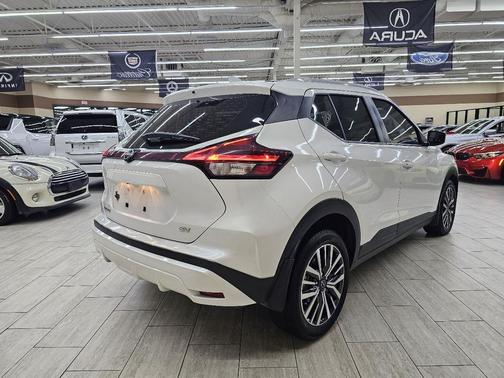 2024 Nissan Kicks SV