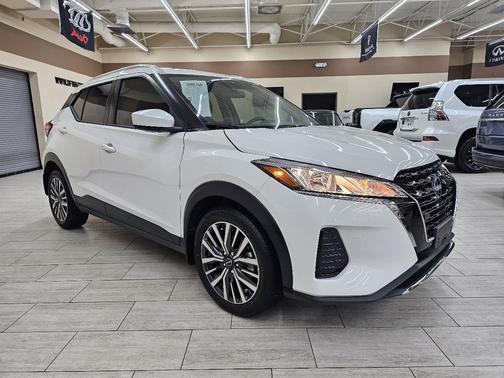 2024 Nissan Kicks SV