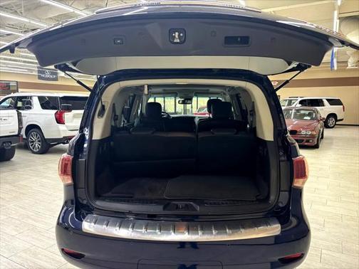 2017 INFINITI QX80 Base