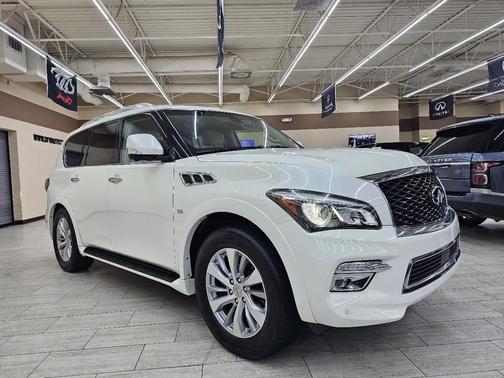 2017 INFINITI QX80 Base