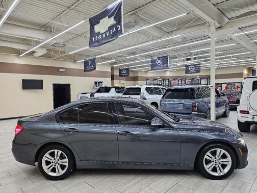 2016 BMW 328 328i Sedan