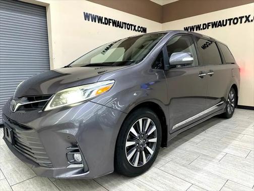 2019 Toyota Sienna Limited Premium