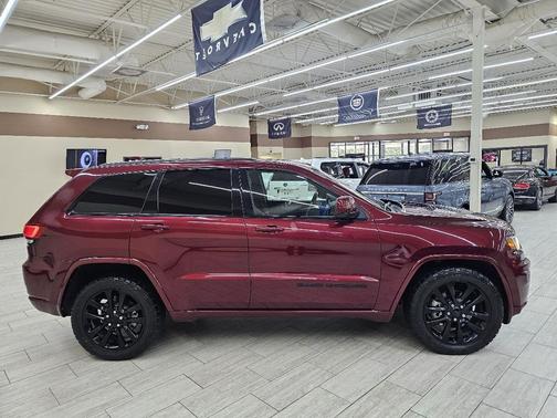 2019 Jeep Grand Cherokee Altitude