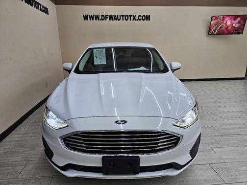 2019 Ford Fusion Hybrid SE