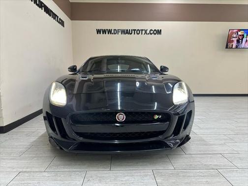 2016 Jaguar F-TYPE R