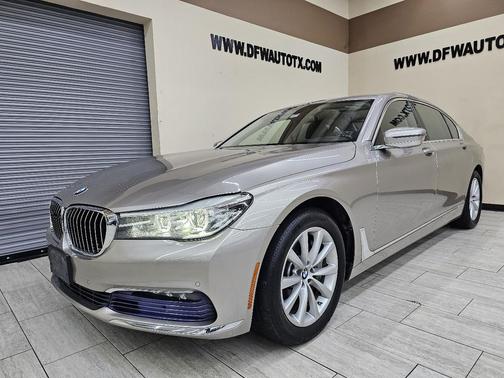2017 BMW 740 740i