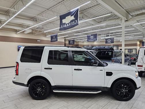 2016 Land Rover LR4 Base