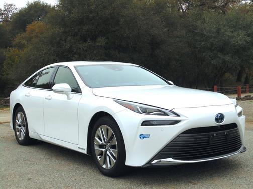 2021 Toyota Mirai Base