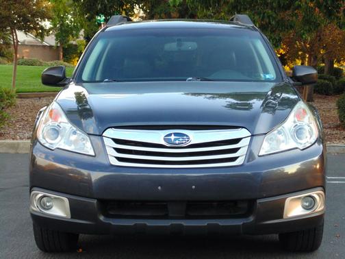 2012 Subaru Outback 3.6R Limited