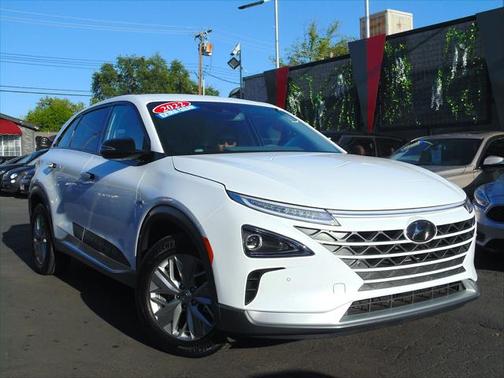 2022 Hyundai NEXO Blue