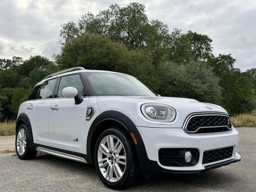 Light White 2019 MINI E Countryman Cooper S ALL4