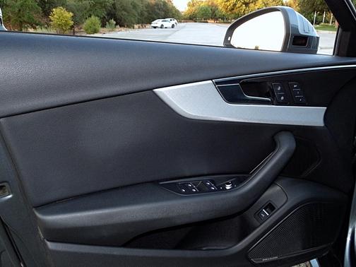 2017 Audi A4 Season of Audi ultra Premium