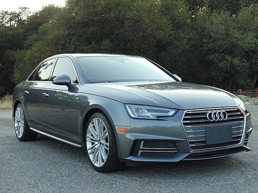 2017 Audi A4 Season of Audi ultra Premium